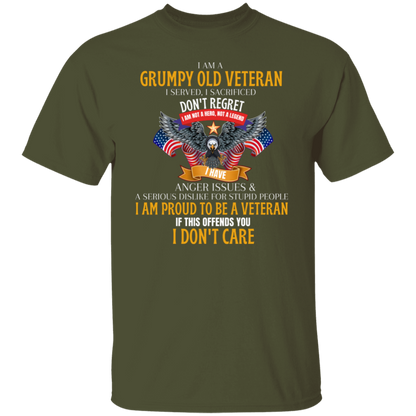 GRUMPY OLD VET | UNISEX T-SHIRT